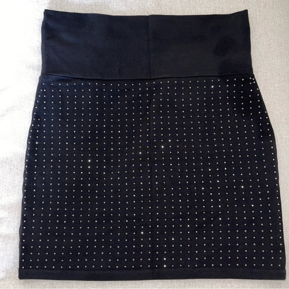 A’gaci Black Fitted Cotton Skirt w/ Rhinestones